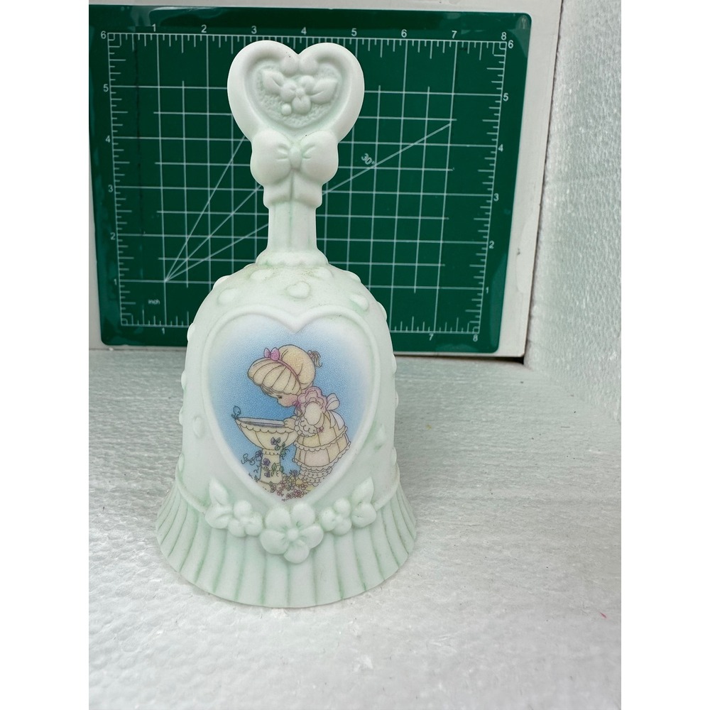 Precious Moments Blessings of Love Bell Enesco Girl at Fountain 2001